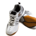 Bagiamana Cara Membedakan Sepatu Yonex Asli dan Palsu